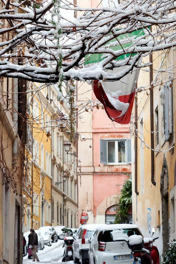 Casa Veniero Apartment Рим Екстериор снимка